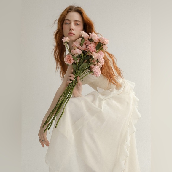 SINCETHEN Timeless Sleeveless Cream Ruffled Tiered Maxi Midi Dress S XS Bridal - Picture 3 of 16